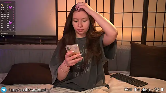 Snapshot of stayin_alive_ chatting on December 18, 2024, 9:29 pm stayin alive online show from December 18, 2024, 9:29 pm