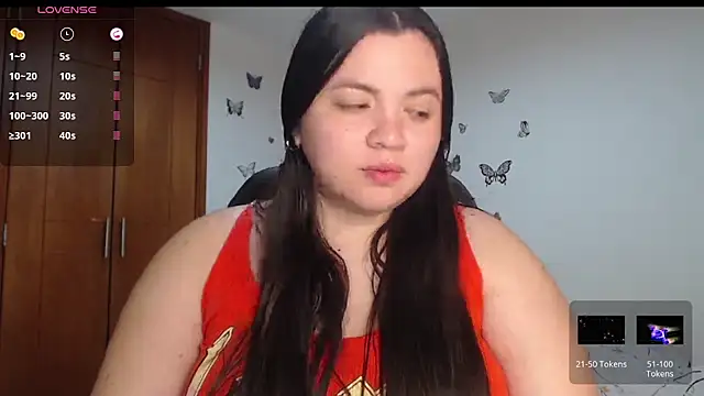 Snapshot of Sarahros1 chatting on October 10, 2025, 4:00 am Sarahros1 online show from October 10, 2025, 4:00 am