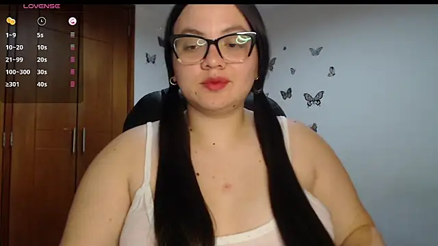 Snapshot of Sarahros1 chatting on October 31, 2025, 4:46 am Sarahros1 online show from October 31, 2025, 4:46 am