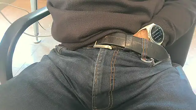 alessandroman2114 online show from March 6, 2026, 11:50 am