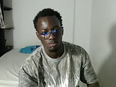  Lowmaypalacios online show from March 23, 2026, 3:10 am