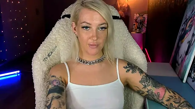 tykioty Miley online show from July 18, 2026, 11:47 am