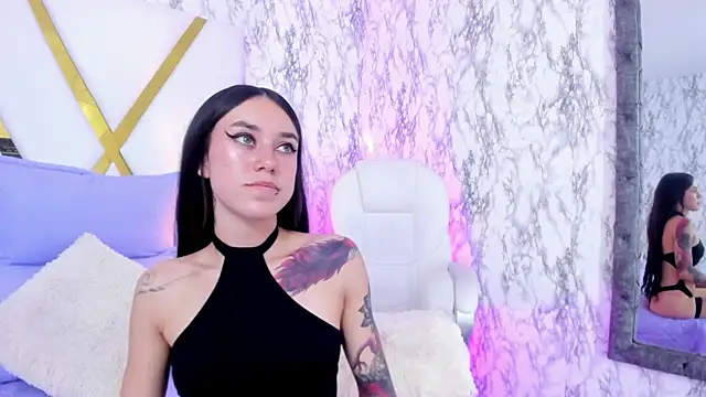 Snapshot of Athziry_ chatting on December 20, 2024, 12:41 am Athziry online show from December 20, 2024, 12:41 am