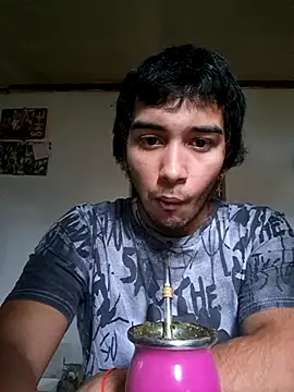 Snapshot of X_xtomas_x chatting on April 15, 2026, 3:08 pm X xtomas x online show from April 15, 2026, 3:08 pm
