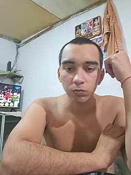 Snapshot of X_xtomas_x chatting on June 12, 2026, 1:59 am X xtomas x online show from June 12, 2026, 1:59 am