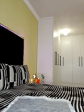 DarkButterfly99 online show from October 22, 2025, 8:03 am