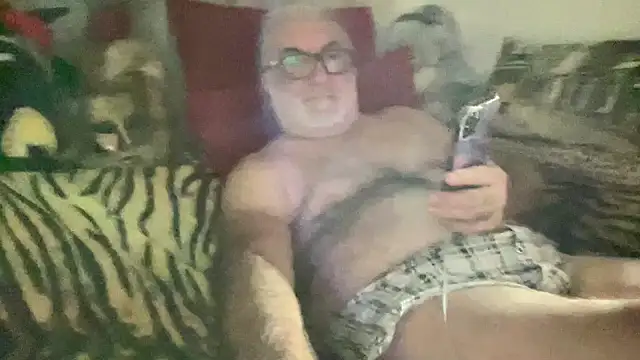 Snapshot of EroticVenetian chatting on September 19, 2025, 8:42 pm EroticVenetian online show from September 19, 2025, 8:42 pm