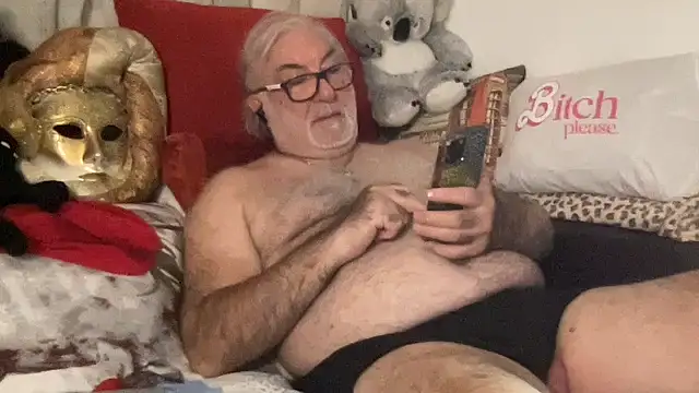 Snapshot of EroticVenetian chatting on October 8, 2025, 7:33 pm EroticVenetian online show from October 8, 2025, 7:33 pm