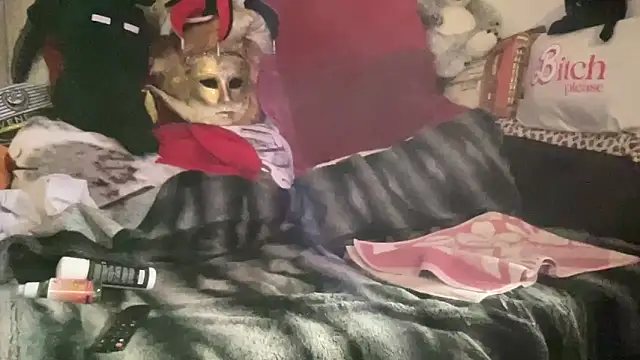 Snapshot of EroticVenetian chatting on October 27, 2025, 8:07 am EroticVenetian online show from October 27, 2025, 8:07 am