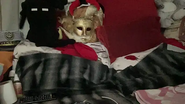 Snapshot of EroticVenetian chatting on October 30, 2025, 6:41 pm EroticVenetian online show from October 30, 2025, 6:41 pm