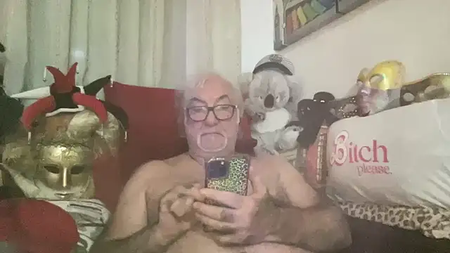 Snapshot of EroticVenetian chatting on November 6, 2025, 7:26 pm EroticVenetian online show from November 6, 2025, 7:26 pm