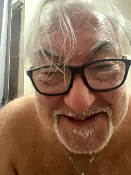 Snapshot of EroticVenetian chatting on November 7, 2025, 7:30 am EroticVenetian online show from November 7, 2025, 7:30 am