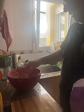 Snapshot of EroticVenetian chatting on March 7, 2026, 12:35 pm EroticVenetian online show from March 7, 2026, 12:35 pm