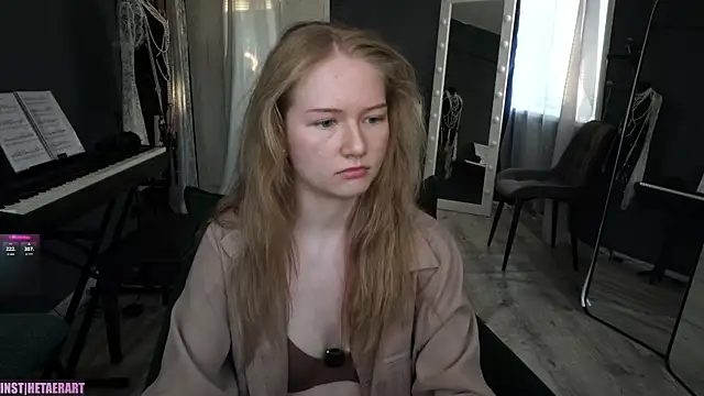 Alexandra Demore online show from June 22, 2026, 6:27 pm