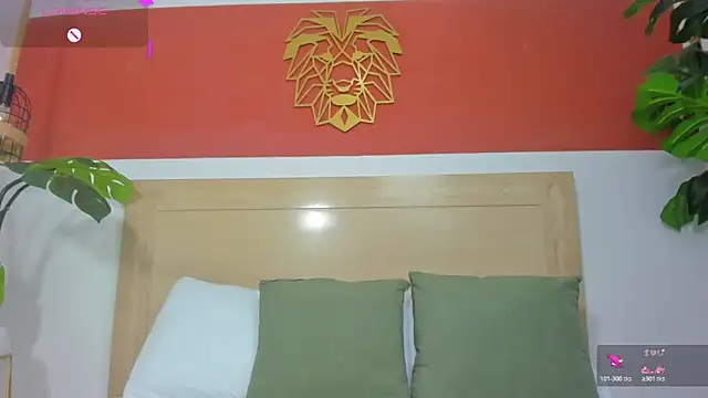 lili cardenas  online show from February 5, 2026, 2:27 am