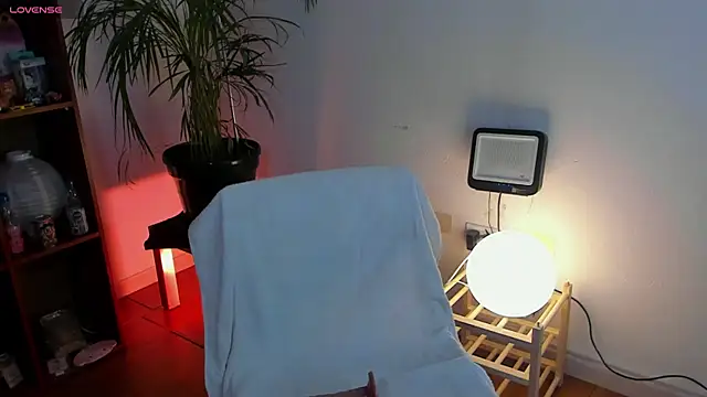droolingdollfacee online show from July 20, 2026, 8:11 pm