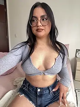 montmariana online show from July 12, 2026, 5:48 pm