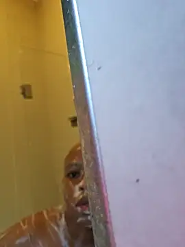 Snapshot of curvycloe1 chatting on February 25, 2025, 6:14 am curvycloe1 online show from February 25, 2025, 6:14 am