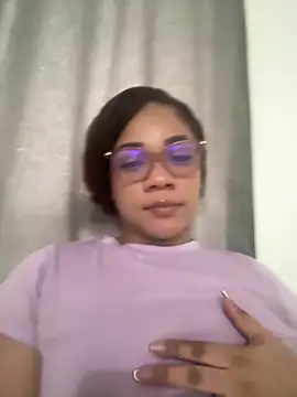 Snapshot of ashley_Tompson1 chatting on October 22, 2025, 11:32 am ashley Tompson1 online show from October 22, 2025, 11:32 am