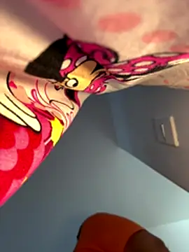 ashley Tompson1 online show from November 29, 2025, 1:03 pm