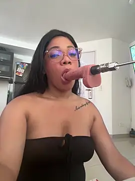 ashley Tompson1 online show from December 14, 2025, 1:05 pm