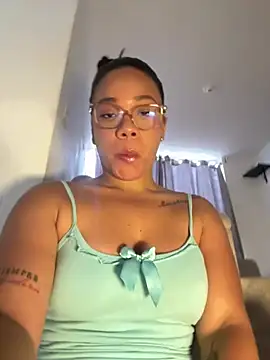 Snapshot of ashley_Tompson1 chatting on June 12, 2026, 12:15 pm ashley Tompson1 online show from June 12, 2026, 12:15 pm