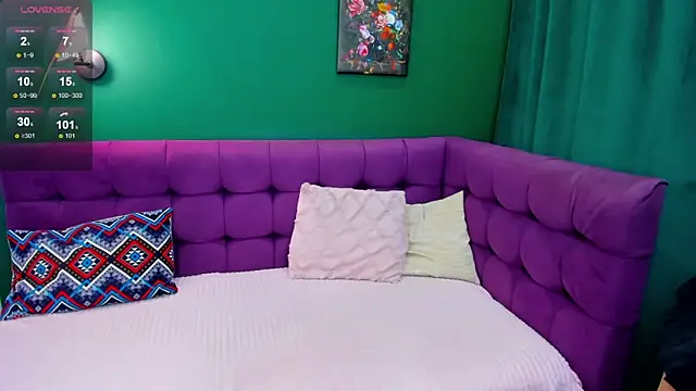 EvaMoran online show from November 20, 2025, 1:50 am