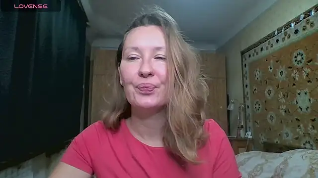 Snapshot of AnnaXLovers chatting on September 10, 2025, 8:25 am AnnaXLovers online show from September 10, 2025, 8:25 am