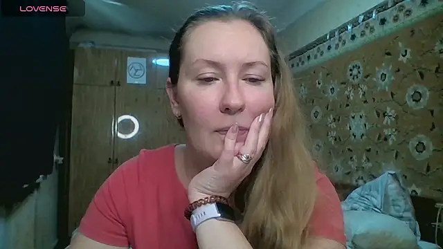 AnnaXLovers online show from June 15, 2026, 8:16 am