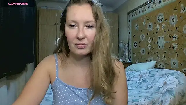 AnnaXLovers online show from July 31, 2026, 7:08 am