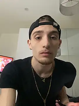 LaMaterialista online show from April 1, 2026, 3:09 pm