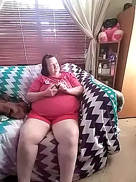 Snapshot of Bayou_Woman68 chatting on June 23, 2026, 9:35 pm Bayou Woman68 online show from June 23, 2026, 9:35 pm