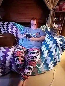 Snapshot of Bayou_Woman68 chatting on July 5, 2026, 1:45 am Bayou Woman68 online show from July 5, 2026, 1:45 am