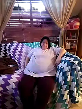 Snapshot of Bayou_Woman68 chatting on July 7, 2026, 11:53 pm Bayou Woman68 online show from July 7, 2026, 11:53 pm