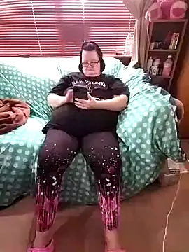 Snapshot of Bayou_Woman68 chatting on July 13, 2026, 7:49 pm Bayou Woman68 online show from July 13, 2026, 7:49 pm