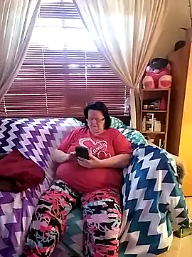 Snapshot of Bayou_Woman68 chatting on July 28, 2026, 2:13 pm Bayou Woman68 online show from July 28, 2026, 2:13 pm