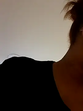 Snapshot of Adelehottman chatting on January 7, 2026, 7:49 pm Adelehottman online show from January 7, 2026, 7:49 pm