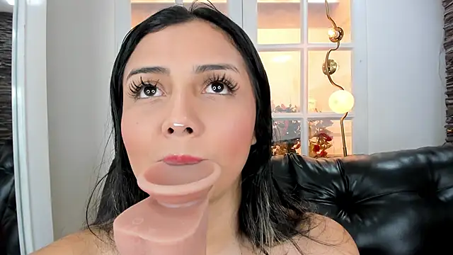 miss lizith online show from January 20, 2025, 5:06 pm