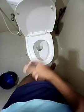 Snapshot of alanjoyoo chatting on January 14, 2025, 8:31 am alanjoyoo online show from January 14, 2025, 8:31 am