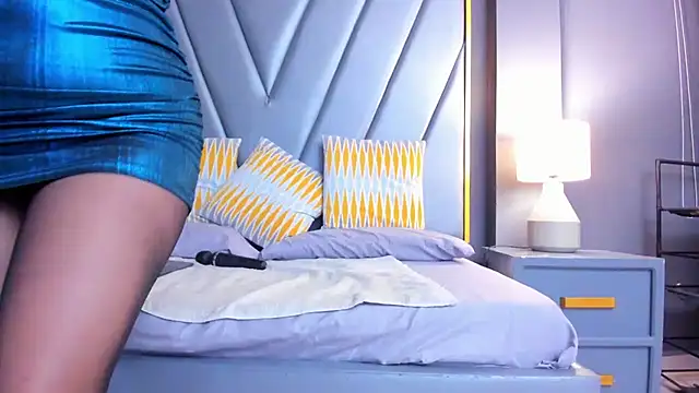 BrendaAdams  online show from October 5, 2025, 10:57 am