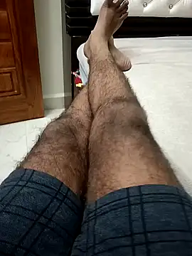 Snapshot of You_are__mine_ chatting on December 22, 2024, 7:22 am You are mine online show from December 22, 2024, 7:22 am