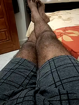 Snapshot of You_are__mine_ chatting on February 22, 2025, 5:44 am You are mine online show from February 22, 2025, 5:44 am