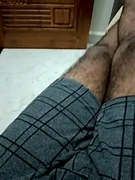 Snapshot of You_are__mine_ chatting on March 2, 2025, 7:54 am You are mine online show from March 2, 2025, 7:54 am