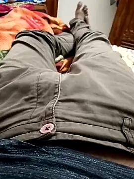 Snapshot of You_are__mine_ chatting on September 29, 2025, 6:29 am You are mine online show from September 29, 2025, 6:29 am