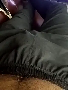 Snapshot of You_are__mine_ chatting on October 5, 2025, 10:57 am You are mine online show from October 5, 2025, 10:57 am