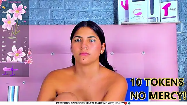 AriannaLewiis online show from January 26, 2025, 2:03 am