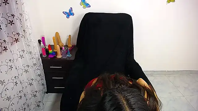 hot girl01 hanna online show from February 17, 2025, 7:42 pm