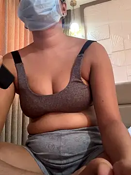 samayra124 online show from November 12, 2025, 10:04 am