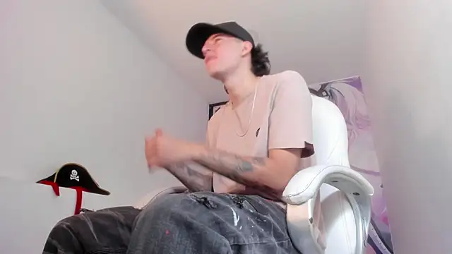 FrannBoy online show from March 12, 2026, 8:37 pm