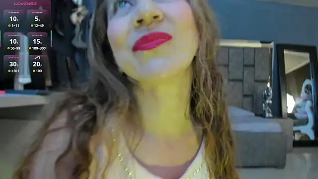 Snapshot of Matureyulyet chatting on February 5, 2026, 8:24 pm Matureyulyet online show from February 5, 2026, 8:24 pm